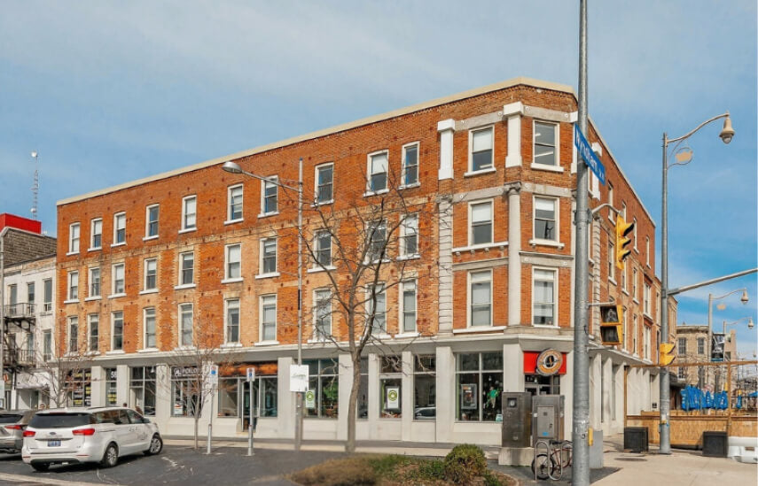 Discover Planet Bean Wyndham Café: Downtown Guelph's Historic Coffee Destination